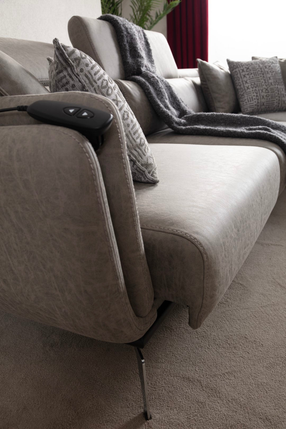 Ecksofa Boss mit Elektrobettfunktion